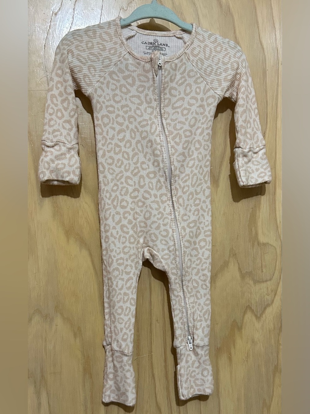 Caden Lane Cream and Tan Leopard-Print Sleeper